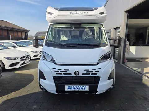 Benimar MILEO 268, Teilintegrierter in Weiß