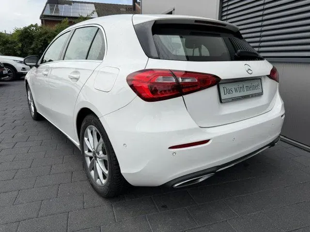 Mercedes-Benz A 220 — Ansicht 2