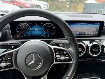 Mercedes-Benz A 220 — Ansicht 4