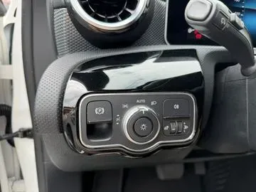 Mercedes-Benz A 220 — Ansicht 5